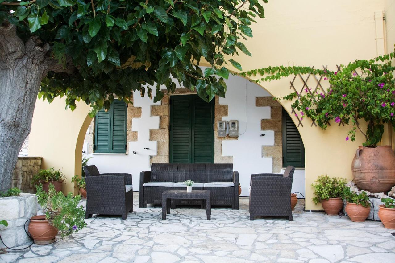 Villa Dimitris Kalamítsion Amigdhálion Extérieur photo